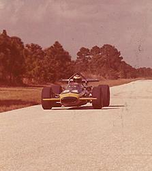 Brabham BT2  FJ-1-62 001.jpg