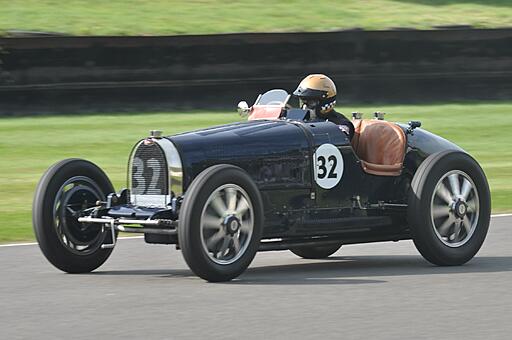 Click image for larger version

Name:	G Bugatti T51 Simon Diffey.JPG
Views:	5
Size:	539.3 KB
ID:	74688