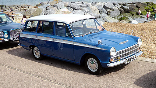 Click image for larger version

Name:	Classic vehicle run, Felixstowe (139).JPG
Views:	4
Size:	2.17 MB
ID:	79921