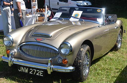 Click image for larger version

Name:	Austin Healey 3000 (2).JPG
Views:	0
Size:	2.93 MB
ID:	80175