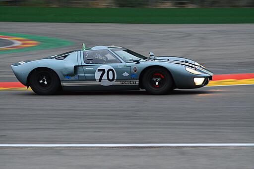 GT401827hrs.JPG