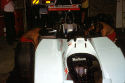 Click image for larger version

Name:	04 McLaren Pit.png
Views:	11
Size:	1.14 MB
ID:	59854