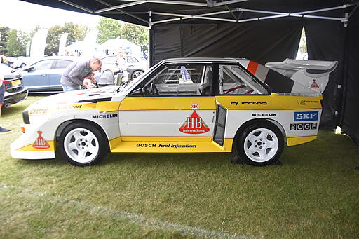 Click image for larger version

Name:	Audi Quattro S2  .jpg
Views:	0
Size:	1.66 MB
ID:	78059