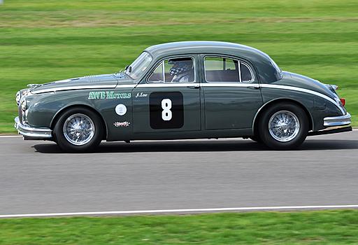 Click image for larger version

Name:	Jaguar Mk1 Justin Law .JPG
Views:	2
Size:	1.22 MB
ID:	65734