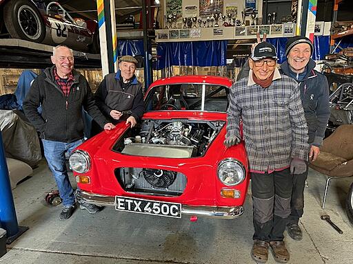 Alan,Mike,MG Dave and Delta. Starter motor working..jpg