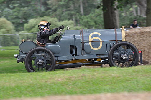 Click image for larger version

Name:	Bugatti T13 Brescia Simon Diffey (2).JPG
Views:	3
Size:	4.74 MB
ID:	74677